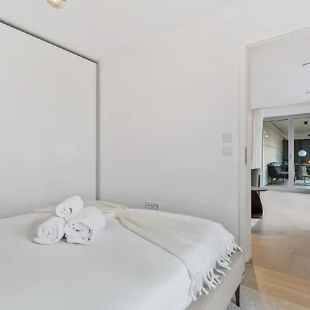 Lägenhet Luxurious 1-br In Gasperich,