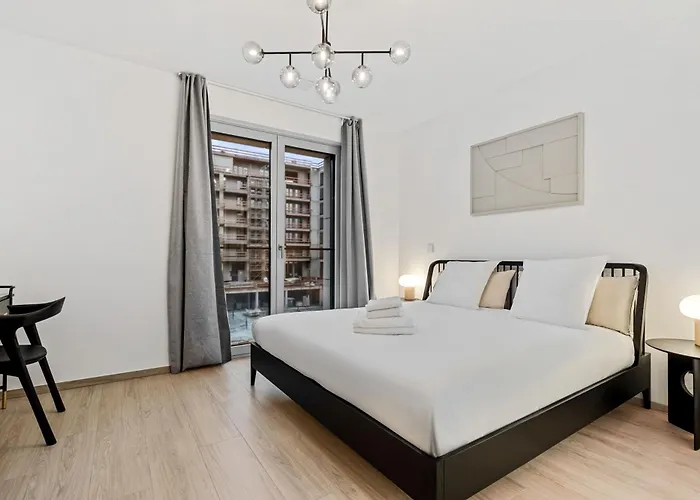 Luxurious 1-br In Gasperich, דירה *